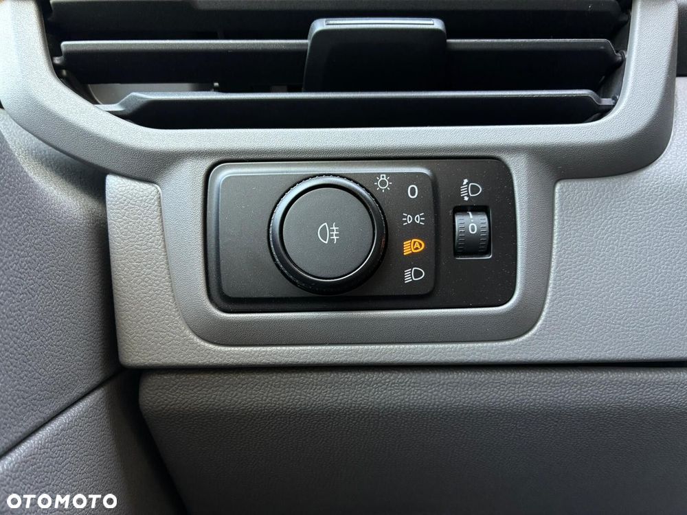 Volkswagen Transporter T7 Furgon PLUS 4MOTION/6 osob./AUTOMAT 2,0 TDI 170 KM r. o. 3500 mm - 31