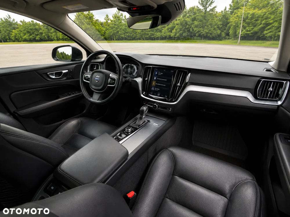 Volvo S60 T6 AWD Momentum Pro - 7