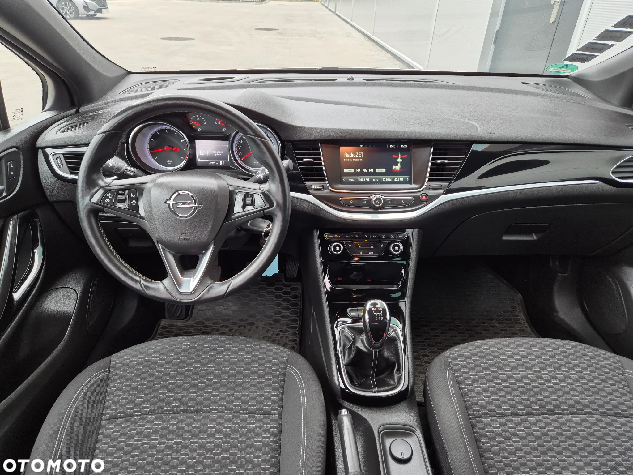 Opel Astra 1.4 Turbo Innovation - 21