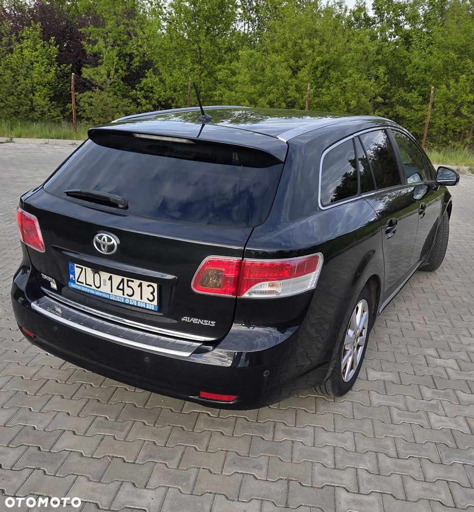 Toyota Avensis 2.0 D-4D Sol - 3