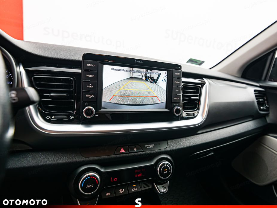 Kia Stonic 1.4 L - 17