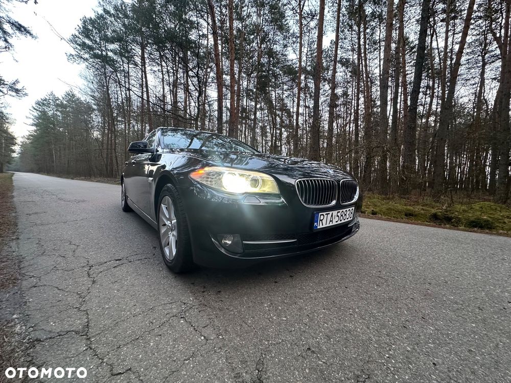 BMW Seria 5 520d - 2