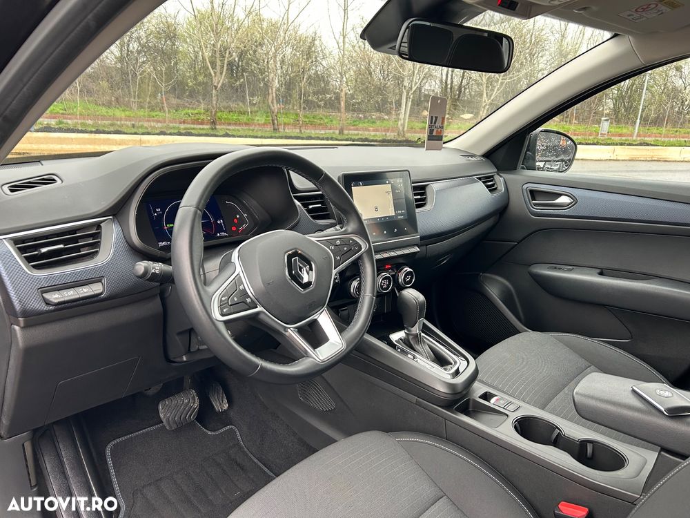 Renault Arkana E-TECH 145 Evolution - 8