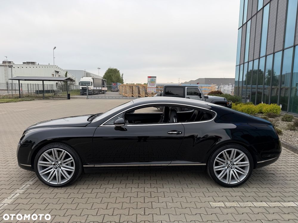 Bentley Continental GT Standard - 36