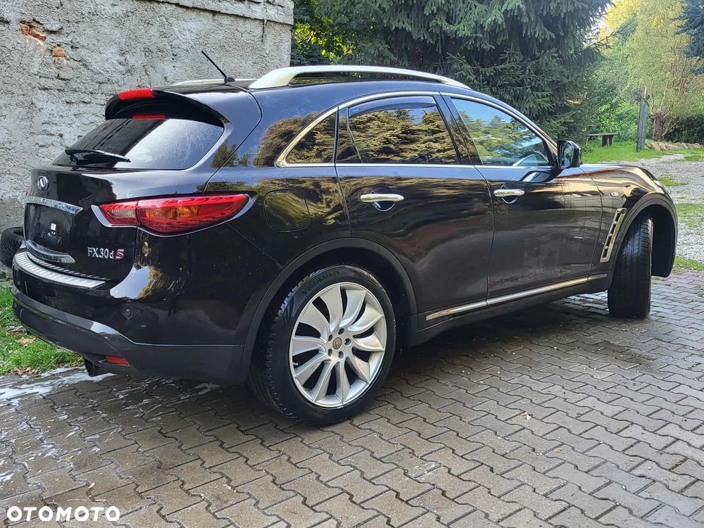 Infiniti FX FX30d AWD S - 8
