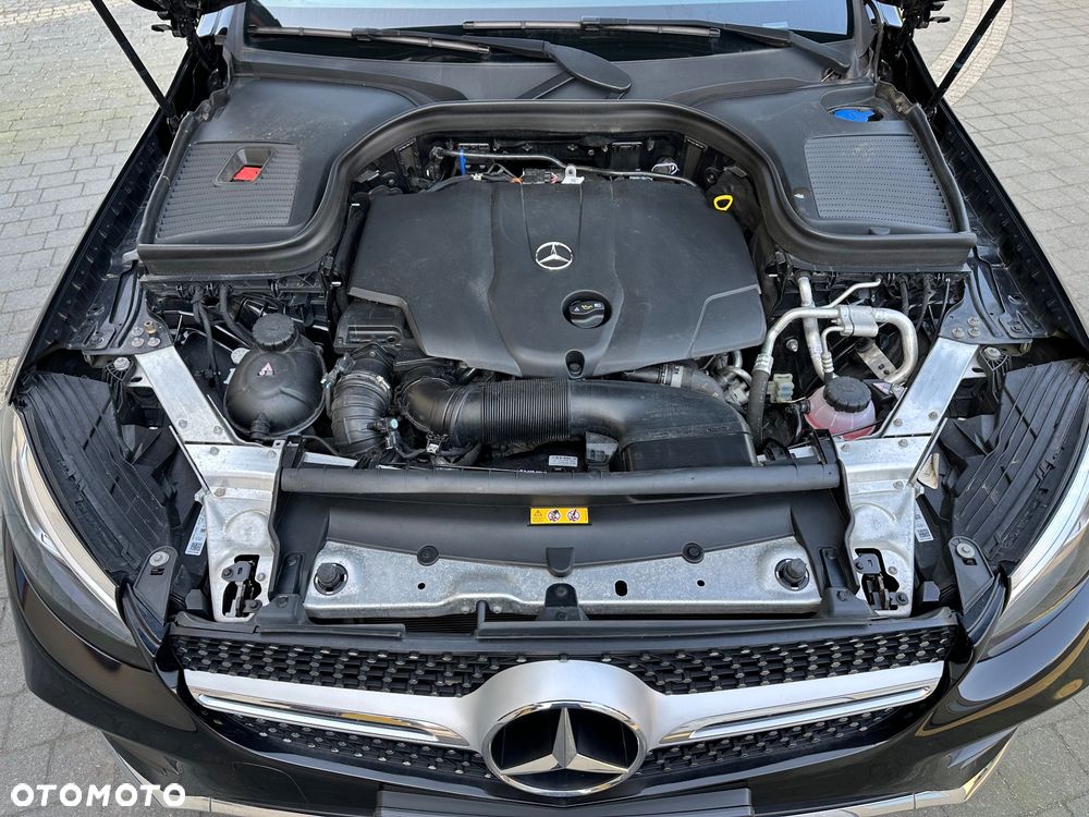 Mercedes-Benz GLC - 30