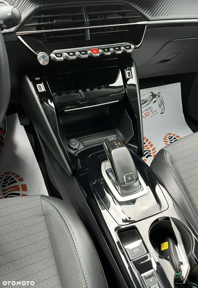 Peugeot 2008 PureTech 130 Allure S&S EAT8 - 21