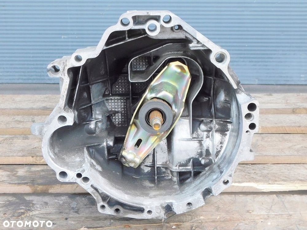 VW PASSAT B5 1.9 TDI 98r SKRZYNIA BIEGÓW EEN - 6