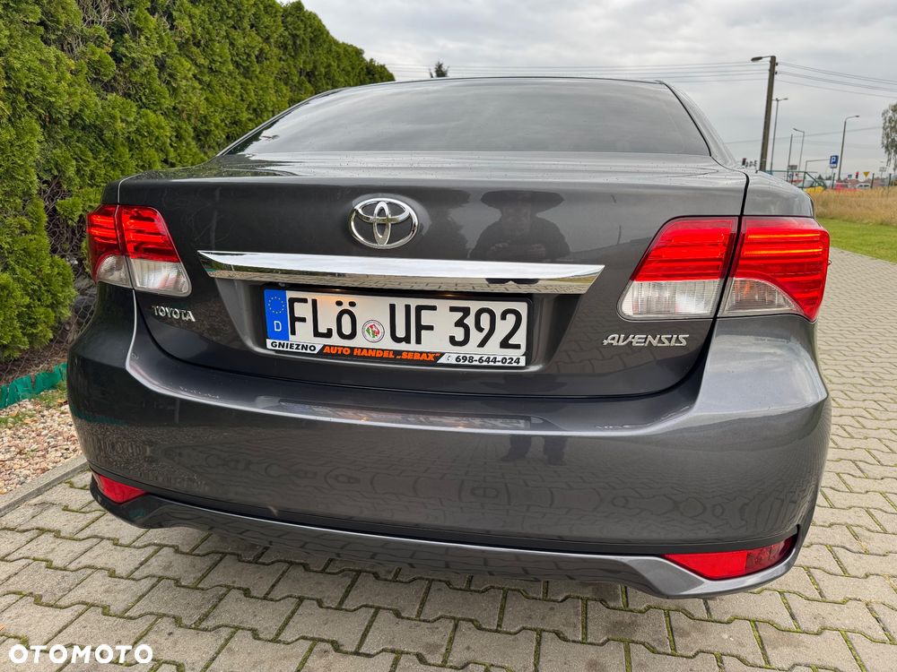 Toyota Avensis 2.0 D-4D Executive - 18