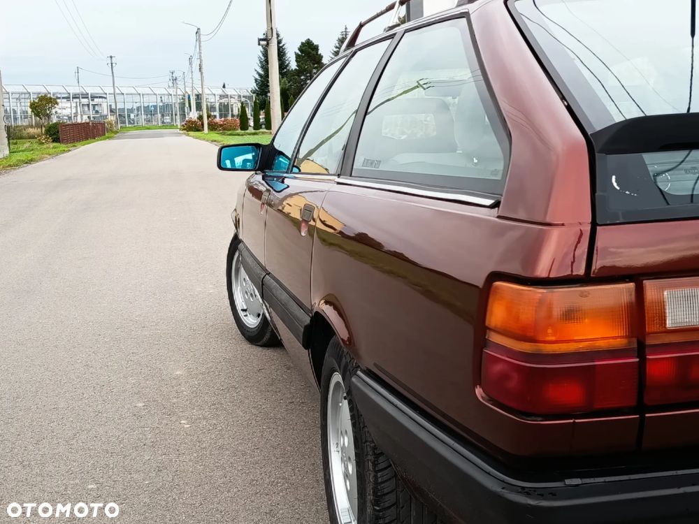 Audi 100 2.3 E - 18