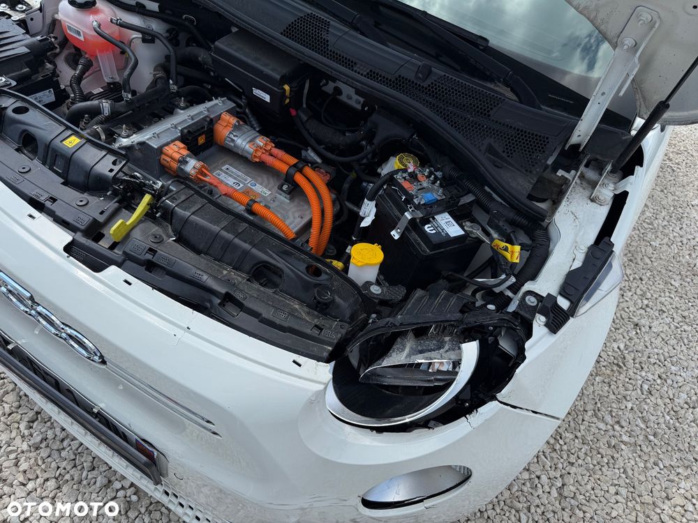 Fiat 500e - 33