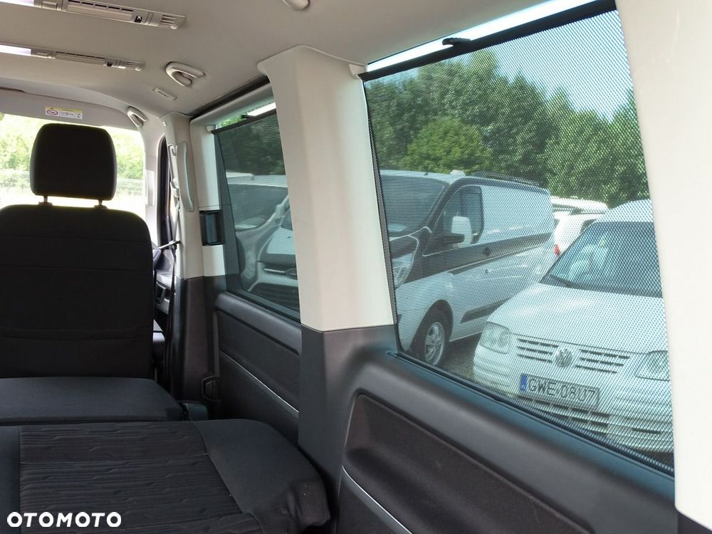 Volkswagen Multivan - 23