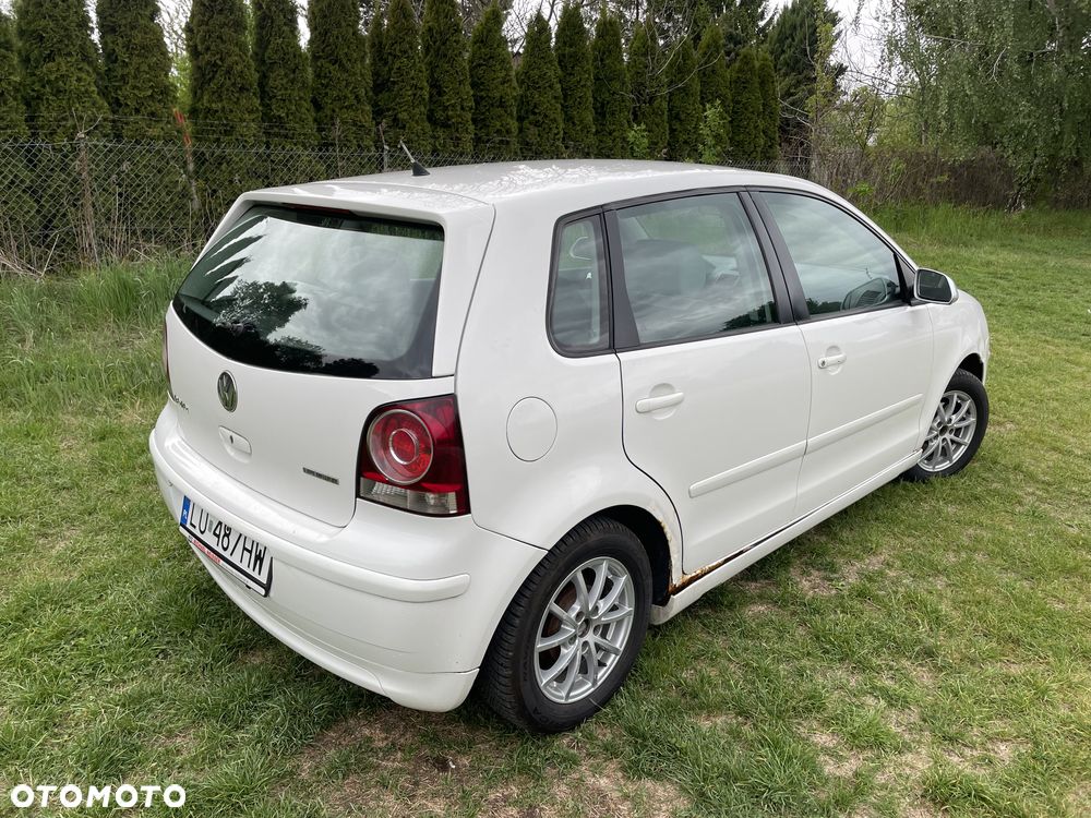 Volkswagen Polo 1.4 TDI DPF BlueMotion - 4