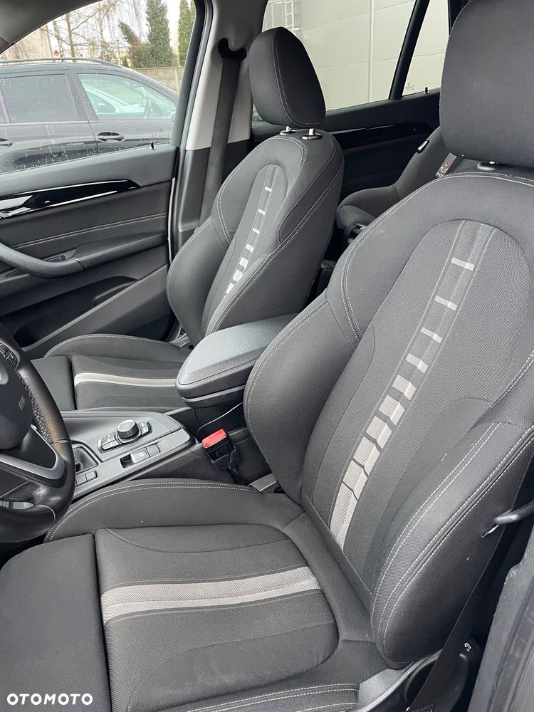 BMW X1 sDrive18i GPF xLine - 17