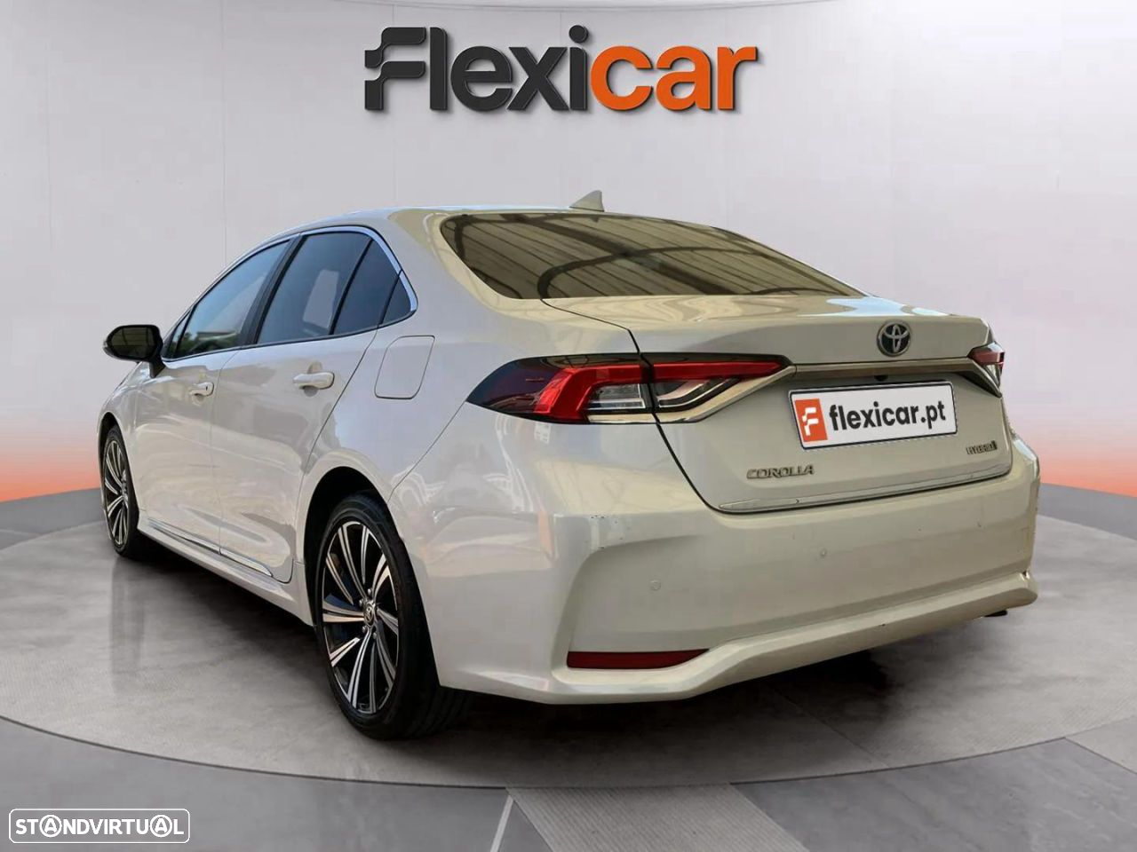 Toyota Corolla SD 1.8 Hybrid Exclusive - 6