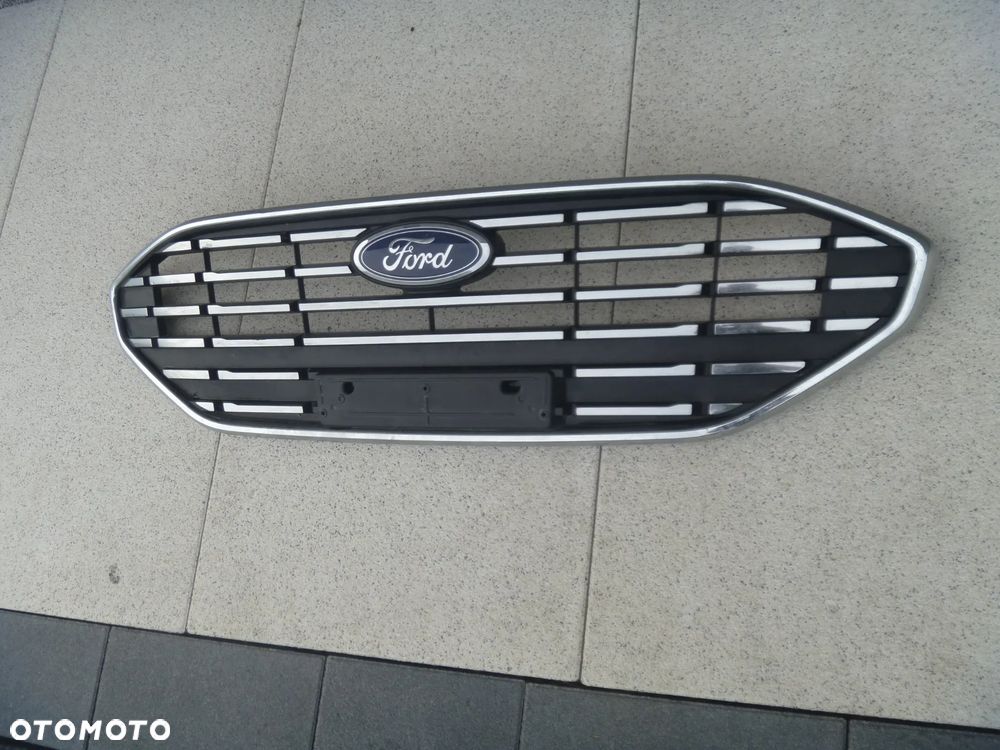 FORD FOCUS MK4 LIFT TITANIUM ATRAPA CHROM ORYGINAŁ ŁADNA JX7B-8200-A - 2