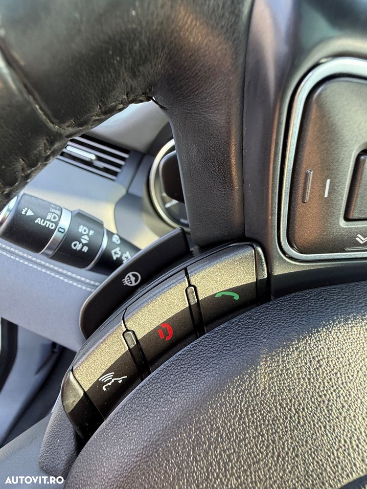 Land Rover Range Rover Evoque - 13