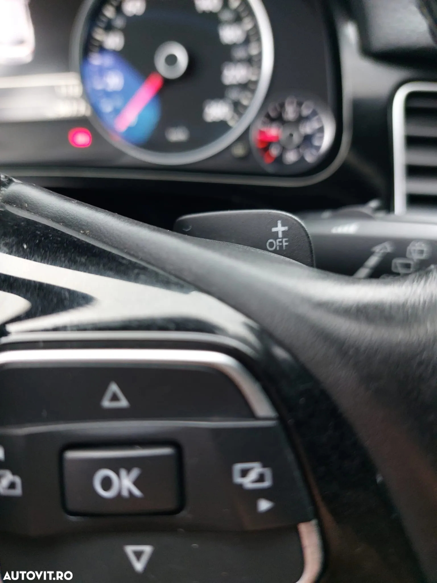 Volkswagen Touareg V6 TDI BMT Supreme Plus - 12