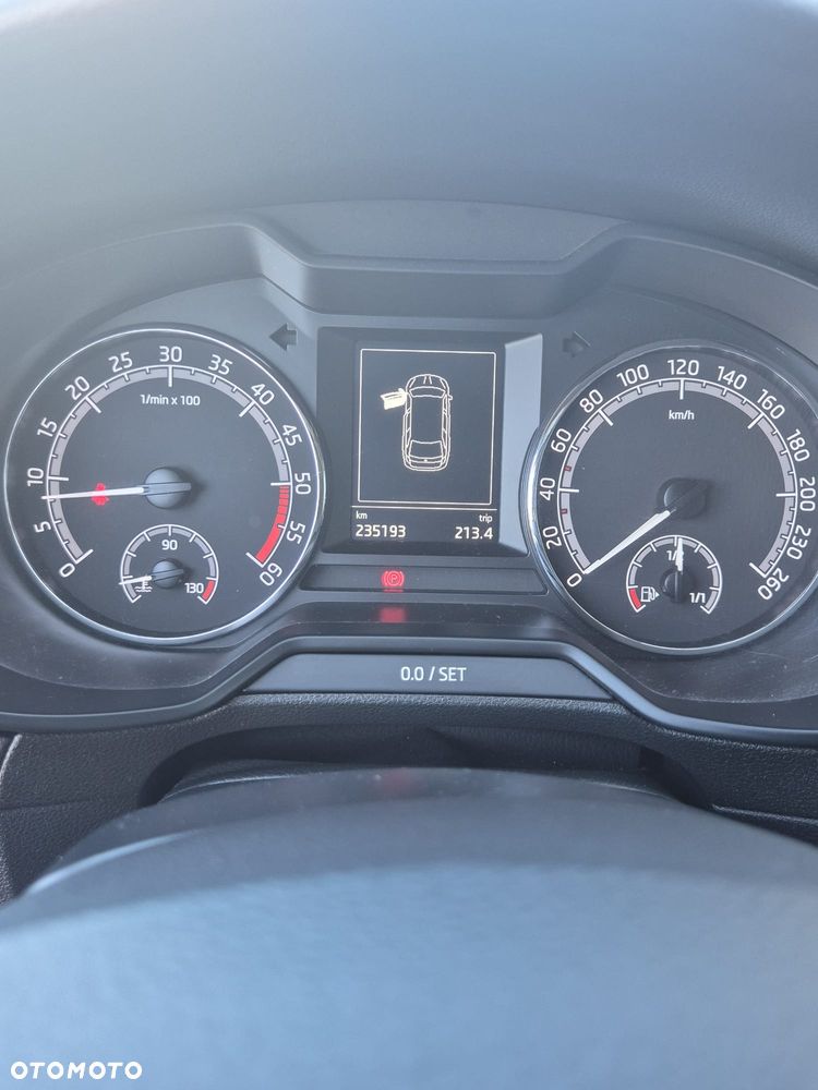 Skoda Octavia 1.6 TDI Active - 6