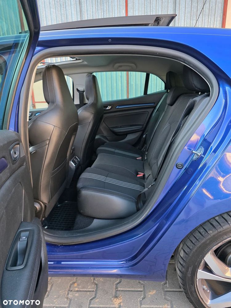 Renault Megane 1.6 dCi GT EDC - 11