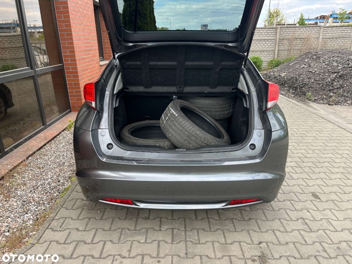 Honda Civic 1.8 i-VTEC Sport - 24