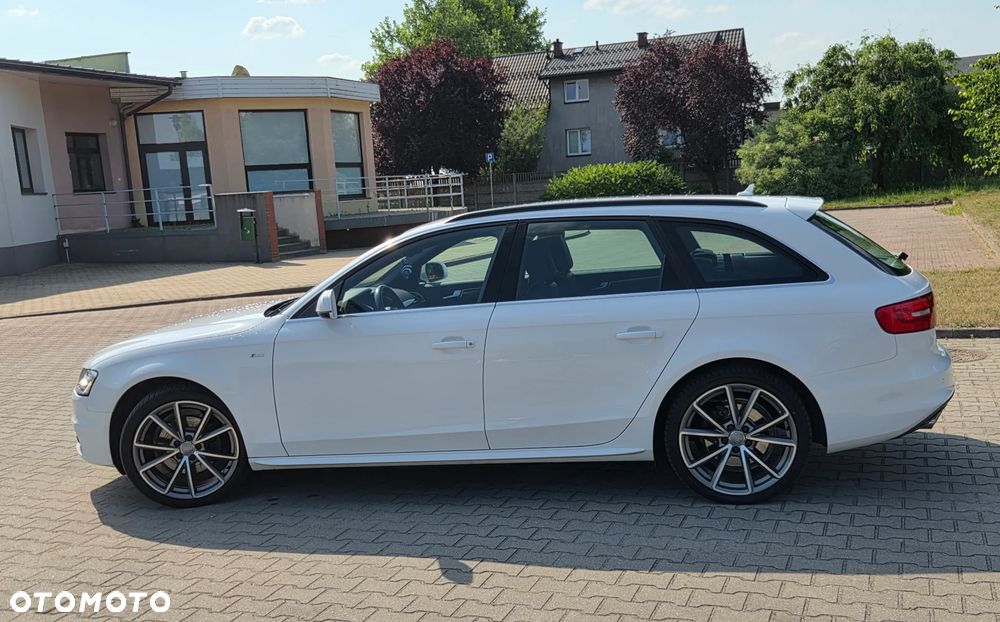 Audi A4 Avant 2.0 TDI Quattro S tronic - 7