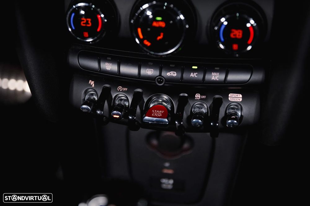 MINI 3 Portas John Cooper Works Auto Desportiva - 20