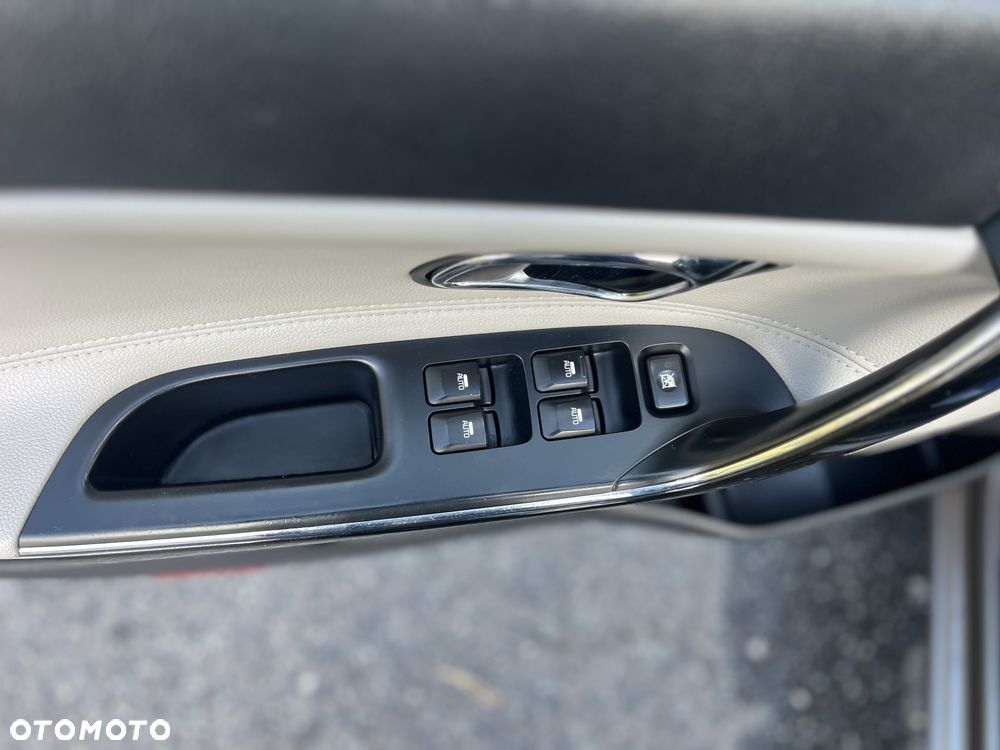 Kia Ceed 1.6 GDI ISG Spirit - 22