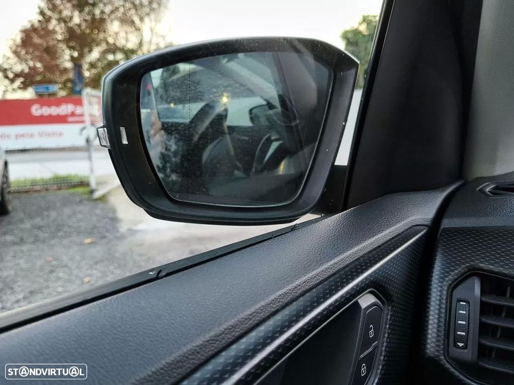 VW T-Cross 1.0 TSI Life - 28