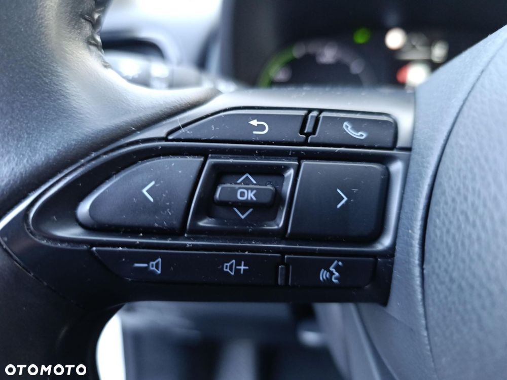 Toyota Yaris Hybrid 1.5 Comfort - 22