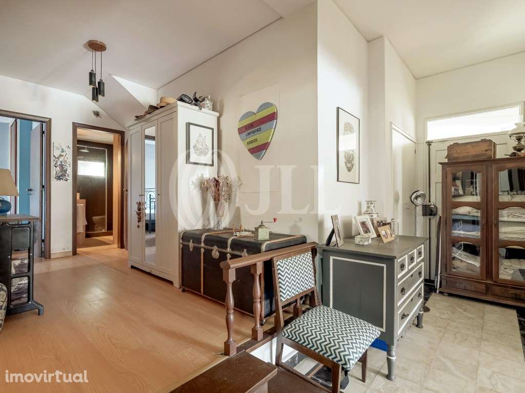 Moradia T5 com jardim e piscina em São Pedro, Cascais - Grande imagem: 3/31