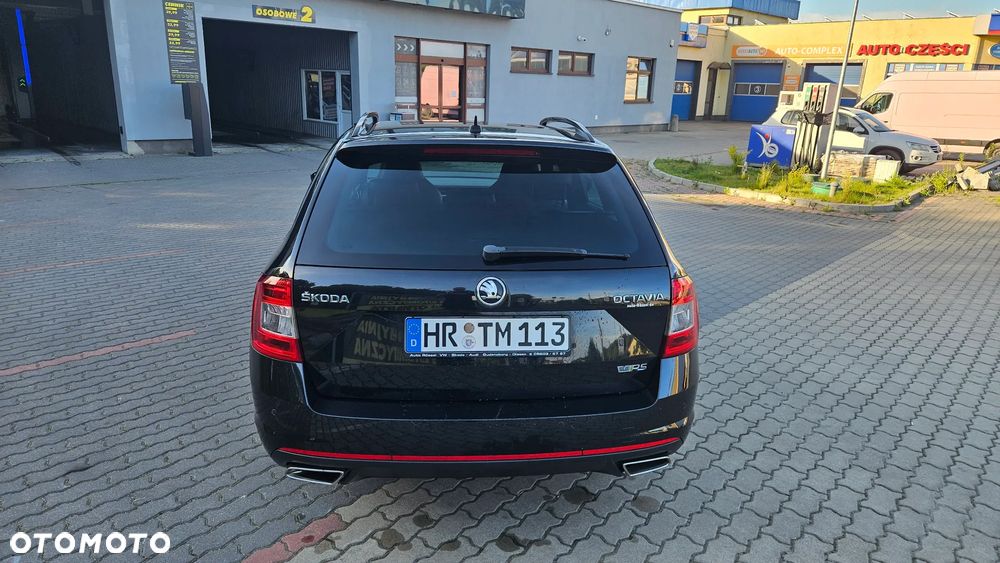 Skoda Octavia 2.0 TDI DSG RS - 7