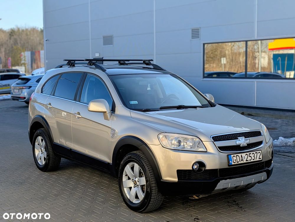 Chevrolet Captiva 2.4 4WD 7 Sitzer LT - 3