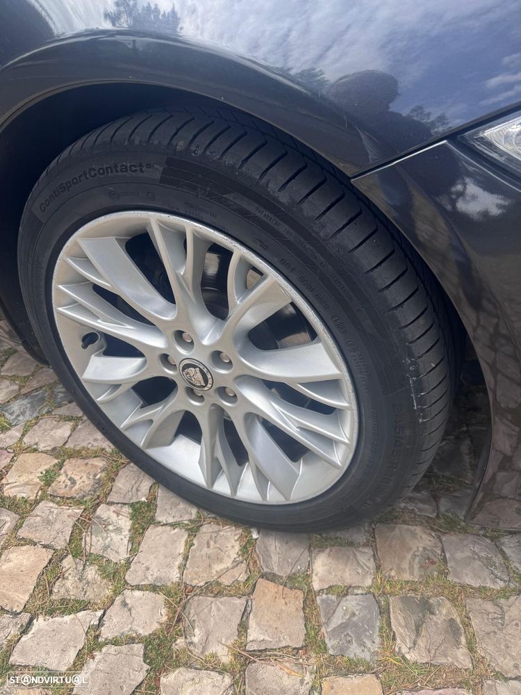 Jaguar XF Sportbrake 2.2 - 9