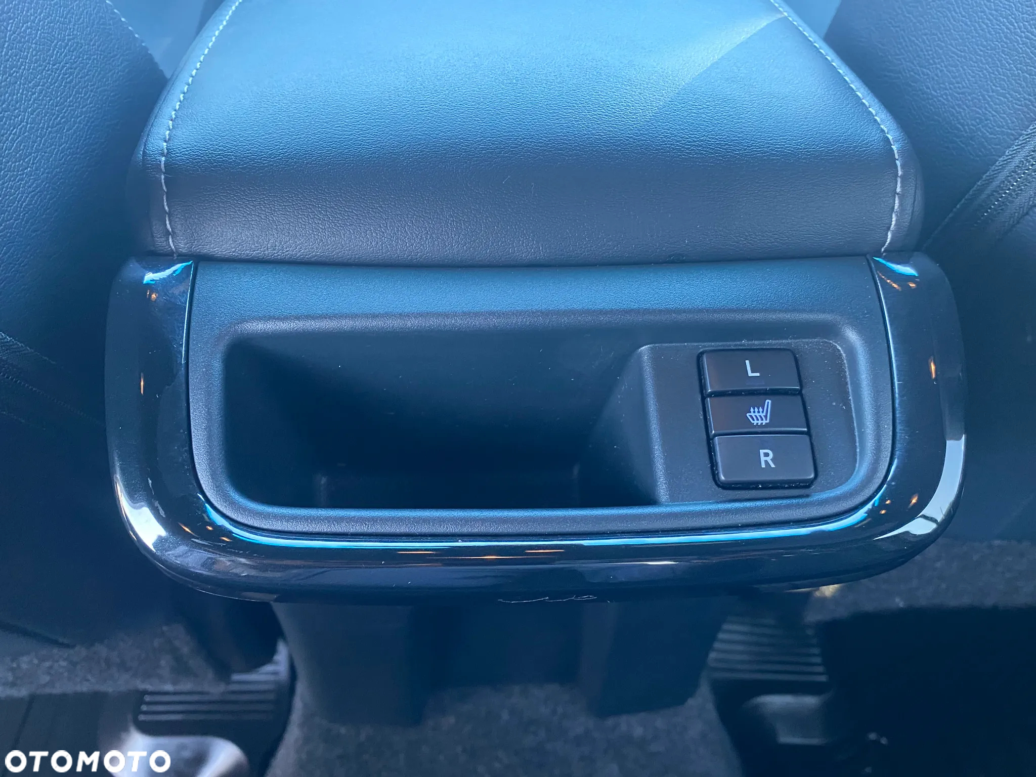 Toyota Hilux 2.8 D-4D Double Cab Invincible Sport 4x4
