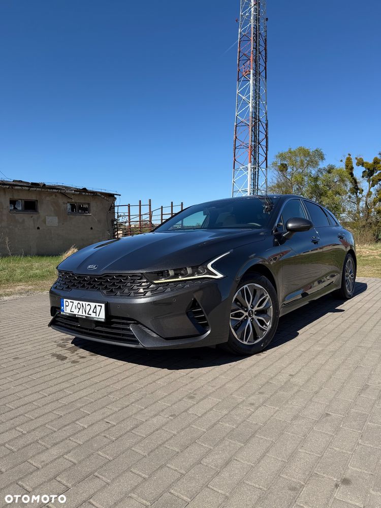 Kia K5 - 2