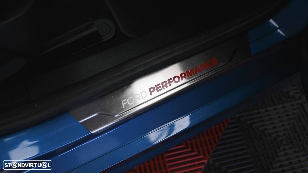 Ford Fiesta 1.5 EcoBoost S&S ST X - 36
