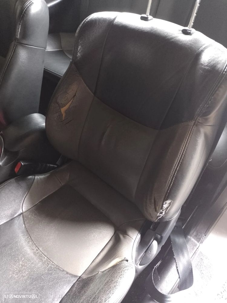 Hyundai Coupe 1.6 16V FX - 6