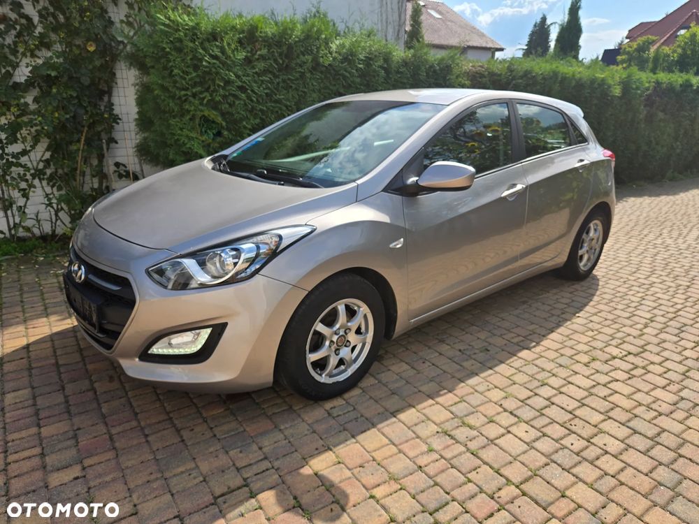 Hyundai i30 1.4 White Edition - 13