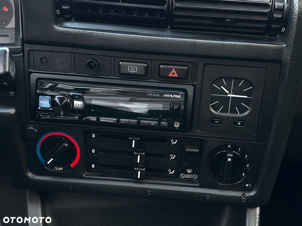 BMW Seria 3 320i - 19