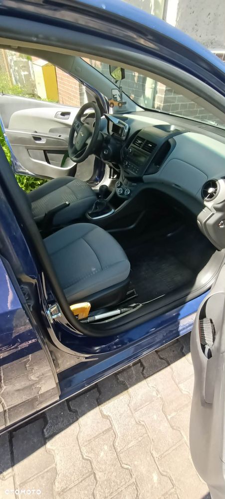 Chevrolet Aveo - 8