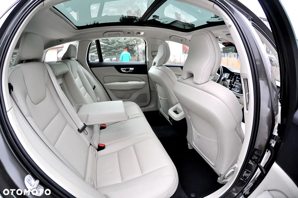 Volvo V60 B4 B Inscription - 23