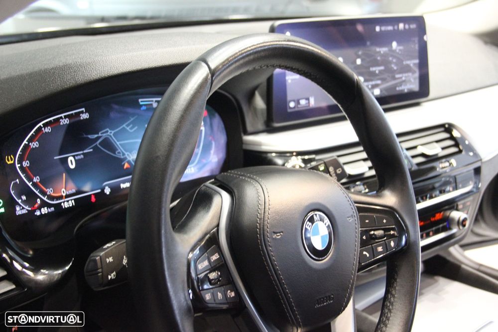 BMW 520 d Line Luxury Auto - 19