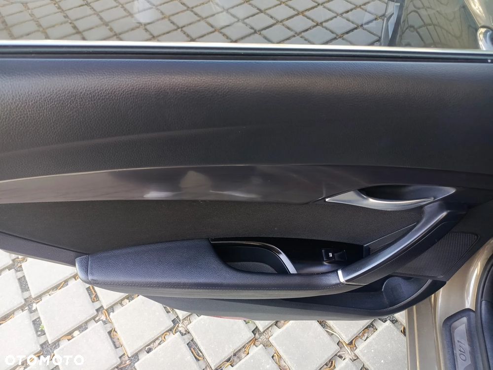 Hyundai i40 i40cw 1.7 CRDi Fifa World Cup Edition - 25