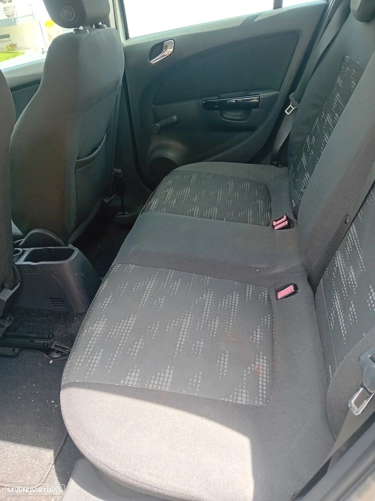 Opel Corsa 1.2 Go! - 4