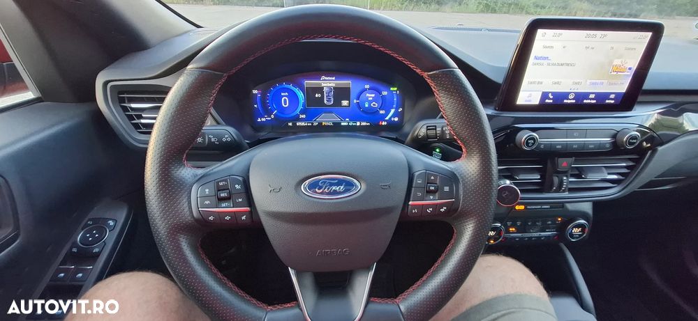 Ford Kuga 2.5 Duratec PHEV ST-LINE - 22