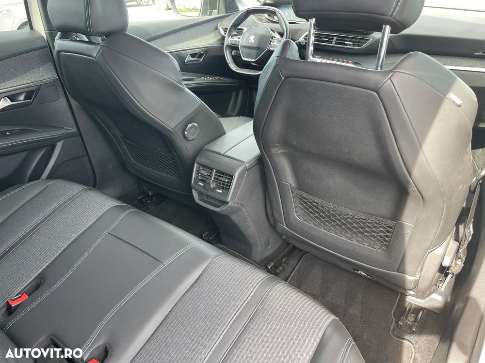 Peugeot 3008 225 e-EAT8 Allure Pack - 28