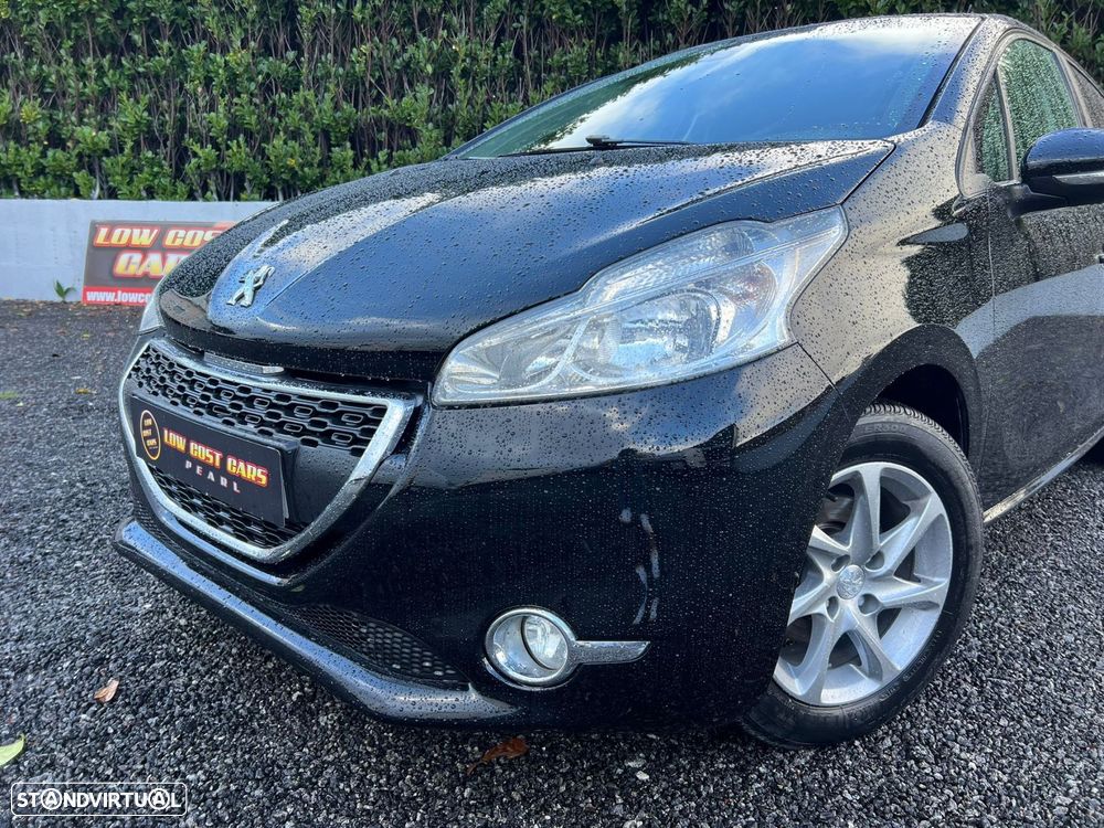 Peugeot 208 1.2 PureTech Active - 18