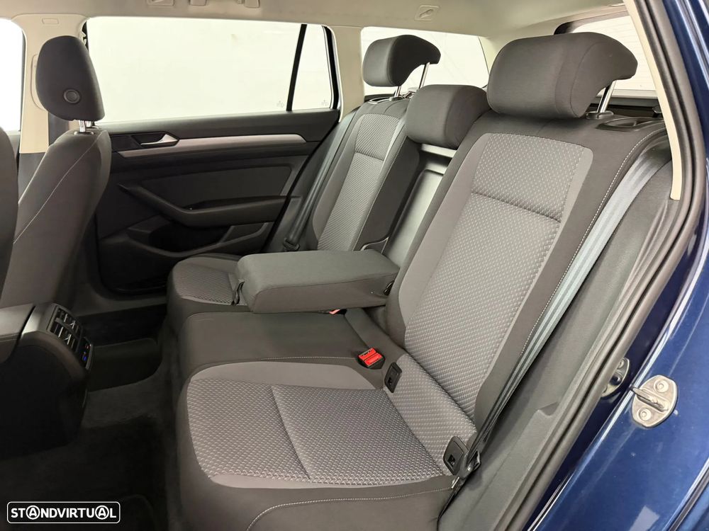 VW Passat Variant 1.6 TDI Confortline - 15