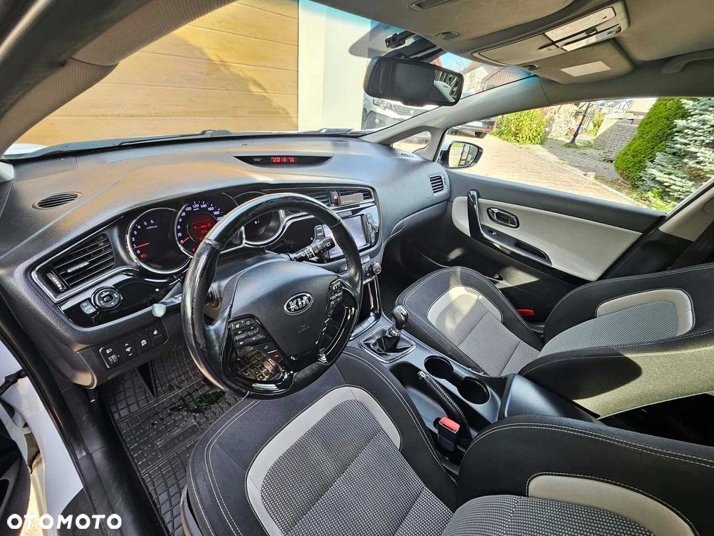 Kia Ceed - 7